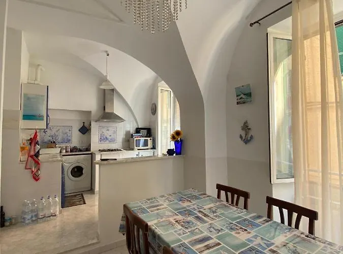 Bilocale In Centro * San Remo