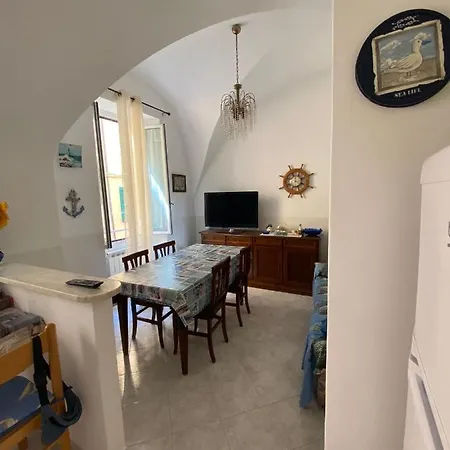 Bilocale In Centro Apartment